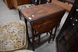 An early 20th Century oak twist gateleg occasional table, width approx. 60cm, open length approx