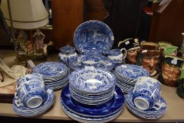A good selection of tea and dinner wares by Copeland Spode in the Italian design