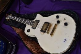 A Cruiser by Crafter Les Paul copy electric guitar, cream
