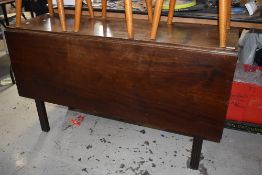 A 19th Century mahogany gateleg dining table
