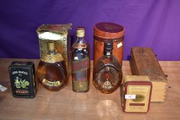 Two bottles of Dimple De Luxe Scotch Whisky, John Haig & Co Ltd 26 2/3 Fl Ozs 70 Proof in original