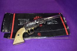 A replica gun or hand pistol by Denix American civil war navy revolver