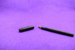 A Mabie Todd & co Swan Minor leverfill fountain pen in BHR , screw cap, with Swan No1 nib. Approx