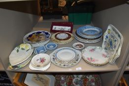 A varied lot of plates, saucers and trinket dishes, including Royal Doulton, Wedgwood and more.