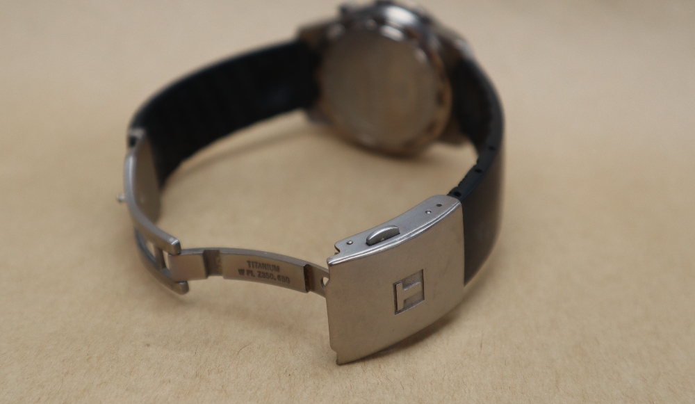 A Gentleman's Tissot Touch titanium wristwatch with Altimeter, chronograph, weather, - Image 3 of 3