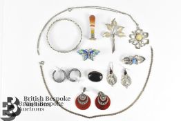 Quantity of Silver Jewellery