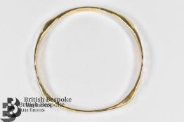 Lady's 9ct Gold Bangle