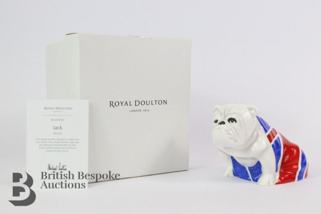 Royal Doulton Jack DD 007 James Bond Skyfall Bulldog Signed by Michael Doulton - Image 3 of 5