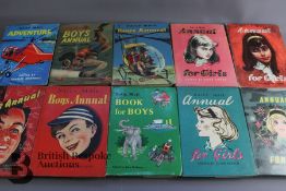 18 Vintage Daily Mail Annuals