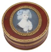 A late 18th/early 19th century French red lacquered box
