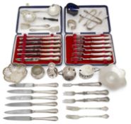 A collection of mostly 20th century silver to include a three piece cruet set and other items