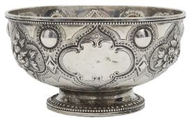 A Victorian silver sugar basin