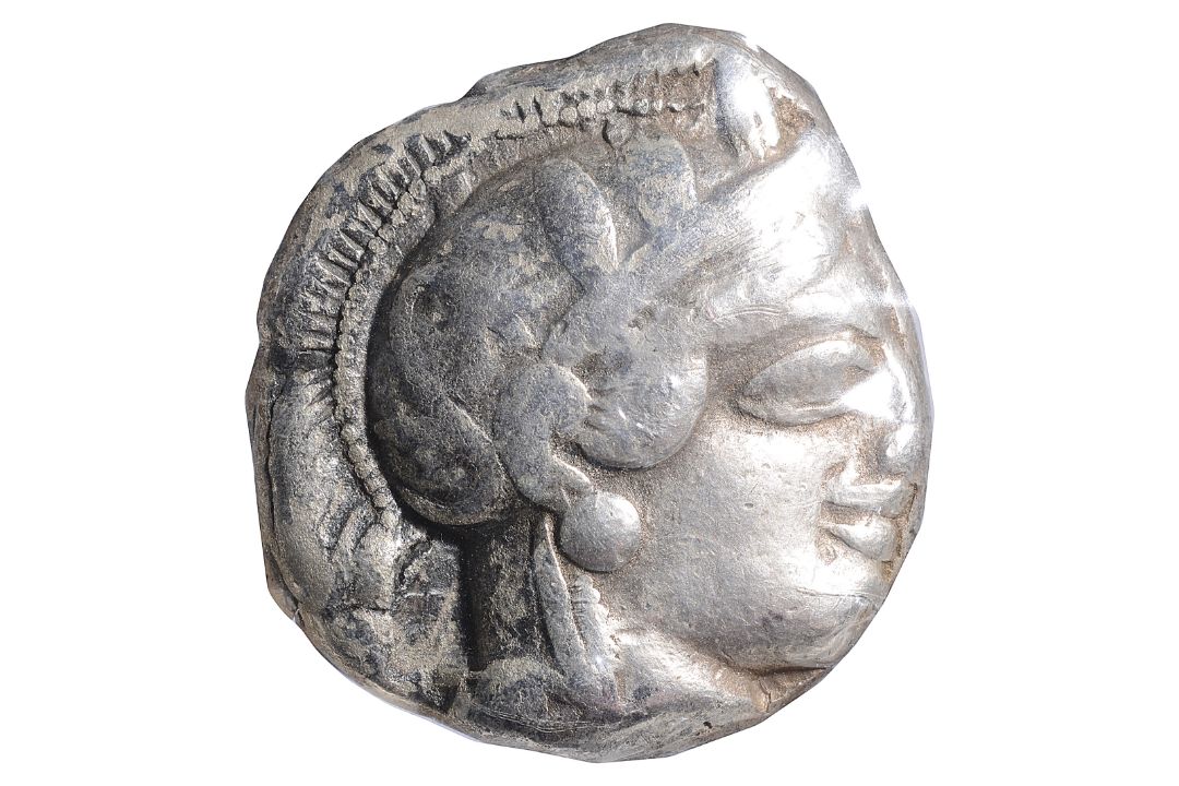 Athens, Silver Tetradrachm, After 449 BC.Helmeted head of Athena facing right / AOE, Owl standing - Image 1 of 2
