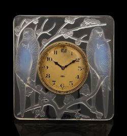 Antiques & Collectables Online Live Auction