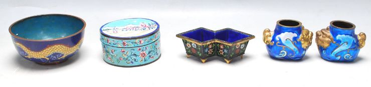 FIVE EARLY 20TH CENTURY CHINESE ENAMEL BOWLS