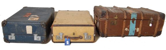 COLLECTION OF THREE EARLY 20TH CENTURY STEAMER TRUNKS