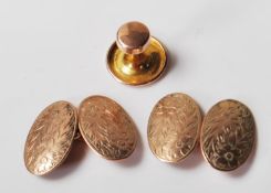 ANTIQUE 9CT GOLD CUFFLINKS AND COLLAR STUD