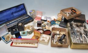 COLLECTION OF 20TH CENTURY COSTUME JEWELLERY