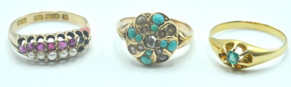THREE GOLD AND COLOURED STONE RINGS