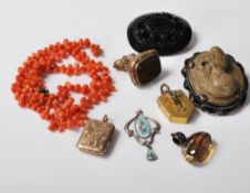GROUP OF ANTIQUE JEWELLERY AND FINDINGS