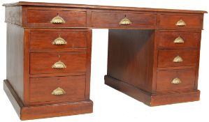 ANTIQUE EARLY 20TH CENTURY MAHOGANY PEDESTAL PARTNERS DESK