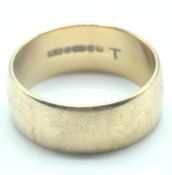 1960'S 9CT GOLD BAND RING