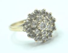 9CT GOLD AND WHITE STONE CLUSTER RING