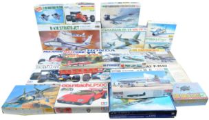 LARGE COLLECTION OF ASSORTED PLASTIC MODEL KITS