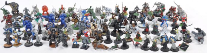 LARGE COLLECTION OF WARHAMMER 40K & OTHER FIGURES