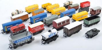COLLECTION OF ASSORTED HORNBY 00 GAUGE ROLLING STOCK WAGONS