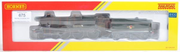 HORNBY 00 GAUGE R3499 DCC READY HELMINGHAM HALL LOCO