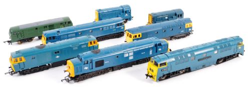 COLLECTION OF 00 GAUGE MODEL RAILWAY DIESEL LOCOMOTIVES