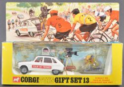 ORIGINAL VINTAGE CORGI TOYS DIECAST MODEL GIFT SET