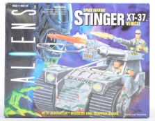 VINTAGE KENNER ALIENS SPACE MARINE STINGER XT-37