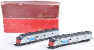 RIVAROSSI H0 SCALE 1934 AMTRAK POWERED CAR AND DUMMY UNIT