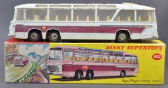 ORIGINAL VINTAGE DINKY SUPERTOYS BOXED DIECAST MODEL