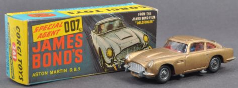 VINTAGE CORGI TOYS JAMES BOND 007 ASTON MARTIN NO.261