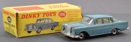 ORIGINAL VINTAGE DINKY TOYS BOXED DIECAST MODEL