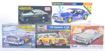 COLLECTION OF X5 PLASTIC SCALE MODEL CAR KITS