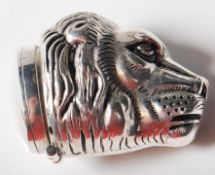 VINTAGE STYLE SILVER PLATED VESTA CASE OF A LION