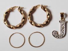 PAIR OF 9CT GOLD HOOP EARRINGS, TOGETHER WITH A 9CT GOLD 'J' SHAPED PENDANT.