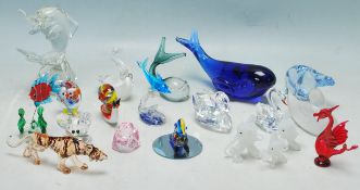 LARGE QUANTITY OF VINATGE RETRO STUDIO ART GLASS MINIATURE FIGURINES