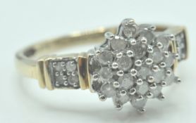 9CT GOLD LADIES RING WITH CENTRAL DIAMOND CLUSTER