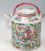 ANTIQUE EARLY 20TH CENTURY XIANG FENG CHINESE FAMILLE ROSE TEAPOT