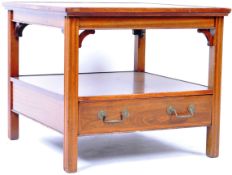 20TH CENTURY GEORGIAN STYLE MAHOGANY SQUARE COFFEE TABLE