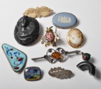 COLLECTION OF 19TH CENTURY VICTORIAN