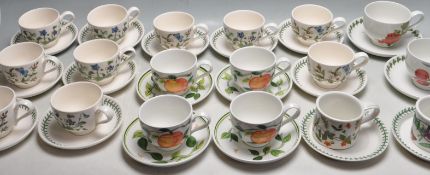 LARGE QUANTITY OF VINTAGE PORTMERION FINE BONE CHI