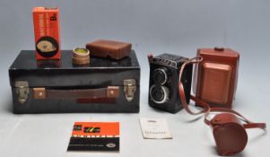 MID CENTURY LUBITEL II CAMERA BY LENINGRAD GOMZ / LOMO