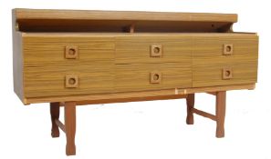 1980’S VINTAGE RETRO DRESSING TABLE / CHEST OF DRAWERS