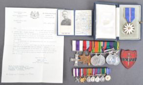 MAJOR W.G. TOLLWORTHY - MILITARY CROSS MEDAL GROUP & EFFECTS
